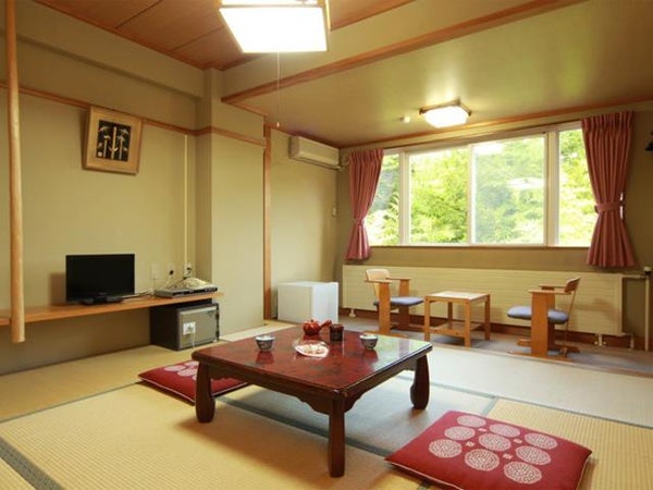 【夜発バス】栂池高原スキー場 お部屋バス・トイレ付 ホテルサニーバレー(2泊4日)1